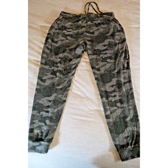 Maurices Leopard Cowl Drawstring Neck  Long Sleeve Buttery soft Set - Picture 8 of 14